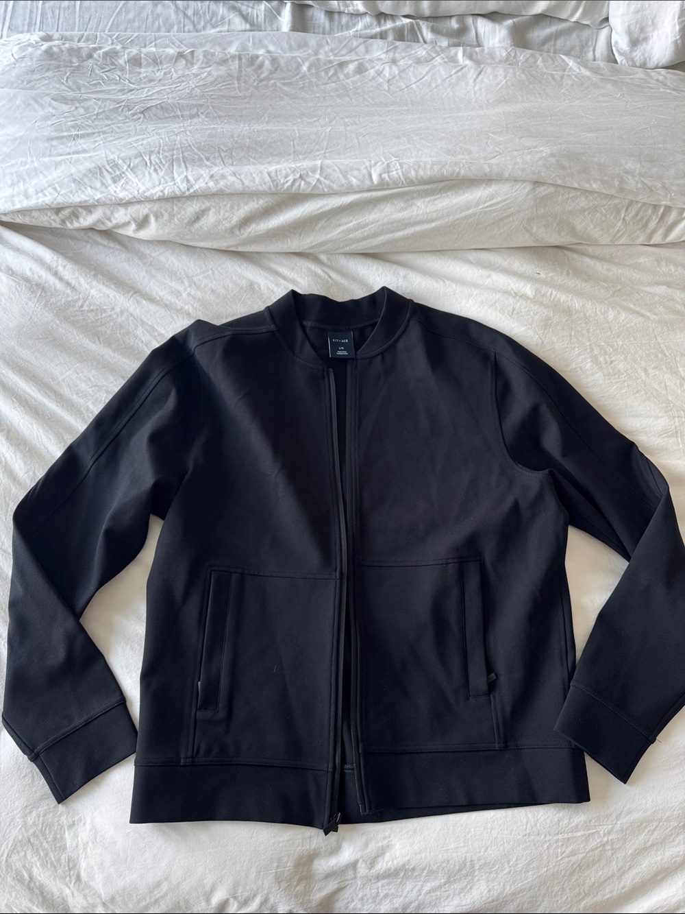 Kit + Ace Men’s Bomber Jacket NWOT